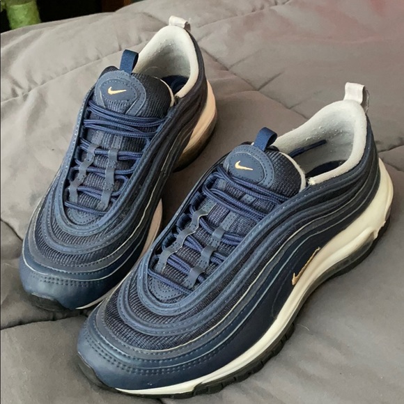 Nike Shoes - Nike Air max 97
